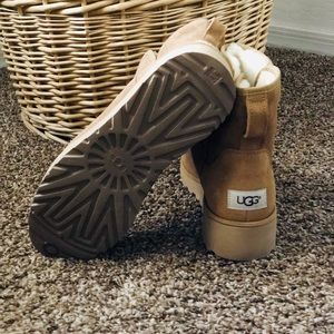 New Authentic UGG booties